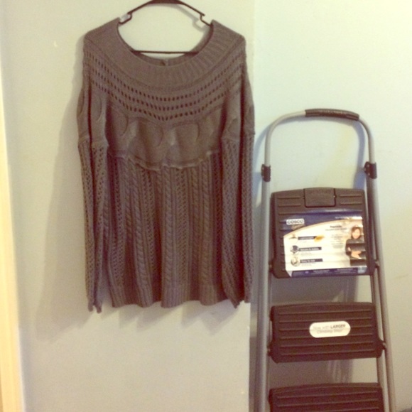 Handmade sweater - Picture 1 of 3