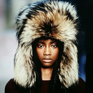 KYI KYI - Real FOX FUR + SOFT LEATHER Russian HAT