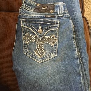 Size 28 miss me jeans, great condition