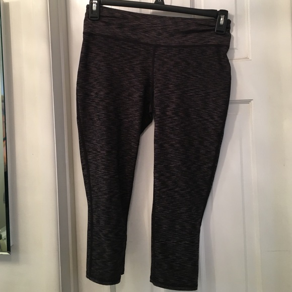 Grey and black zig zag pattern workout pants