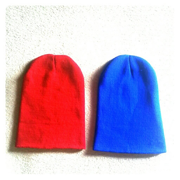 Accessories - 2 beanies 1 price