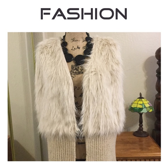 Cute faux fur sweater vest!