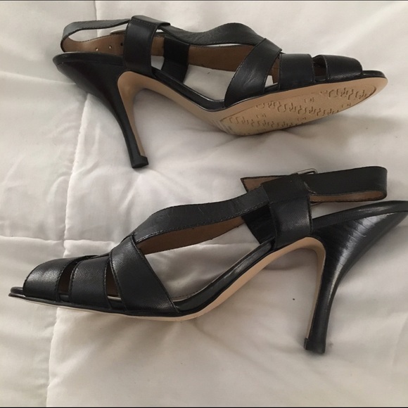 Brand new Bandolino heels. Never worn size 7