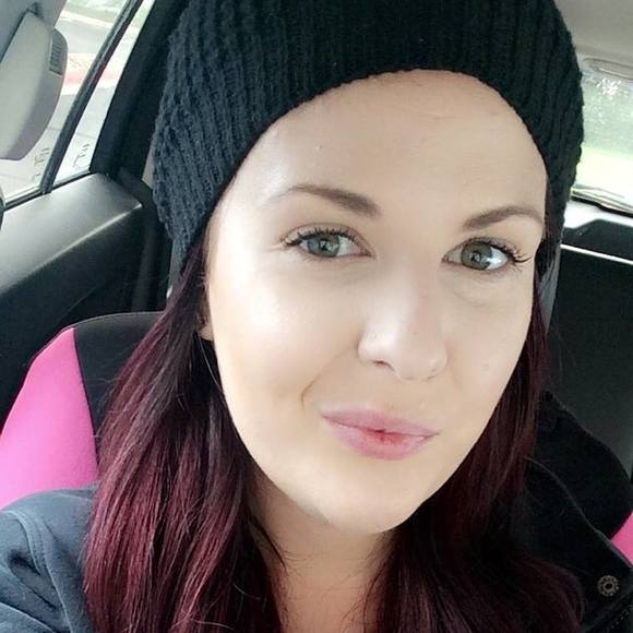 Meet your Posher, Rebecca