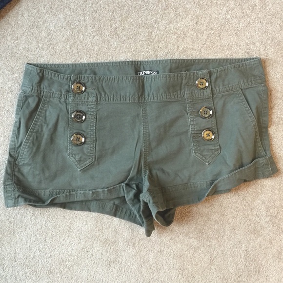 Express Pants - Olive green express sailor shorts