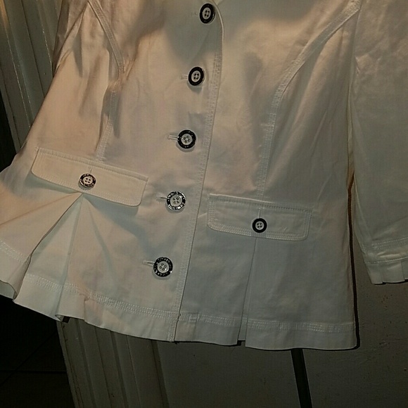 Ladies jacket - Picture 4 of 4