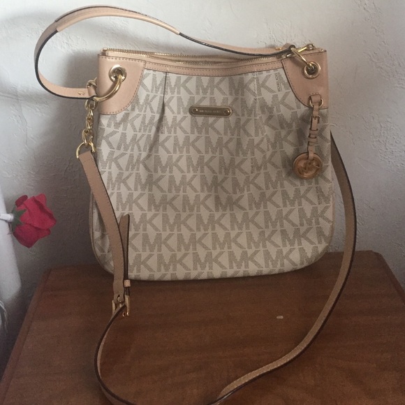 Michael Kors Logo Crossbody/Shoulder Bag