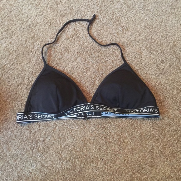 NWOT Victoria's Secret swim top size medium.