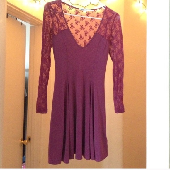 Kimchi blue plum floral lace sleeve mini dress