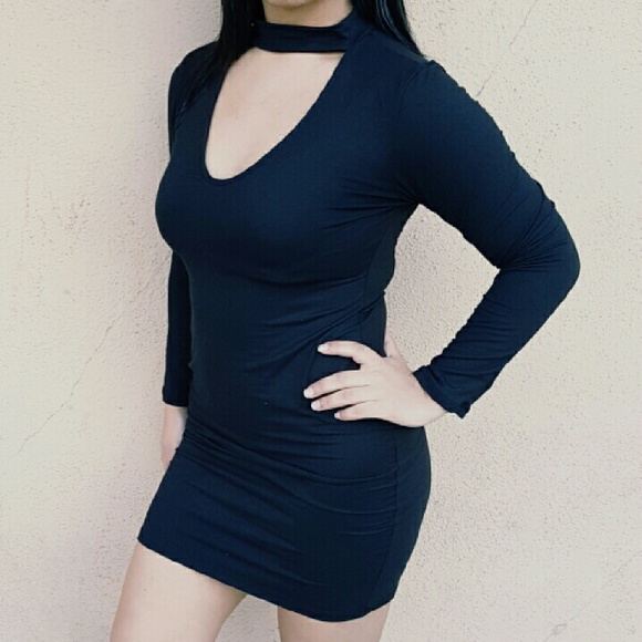 Black Choker V-Neck Dress - Picture 1 of 3