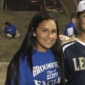 Meet your Posher, Raquel