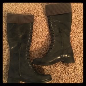 Cole Hann leather, versatile black boots.