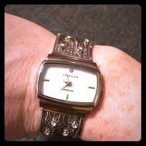 Sale 🎉🎉 Anne Klein watch. Beautiful!!!