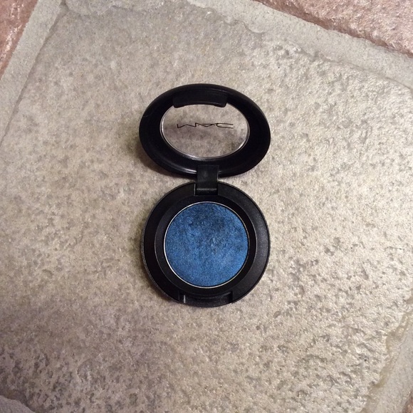 MAC Deep Truth Eyeshadow