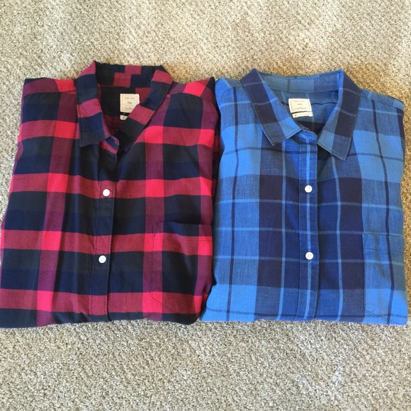 ❤️2 XL woman's Gap Button downs shirts, like new❤️