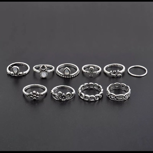 ✨HP✨Ten Piece Boho Gypsy Ring Set - Picture 4 of 4