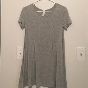 grey t shirt dress