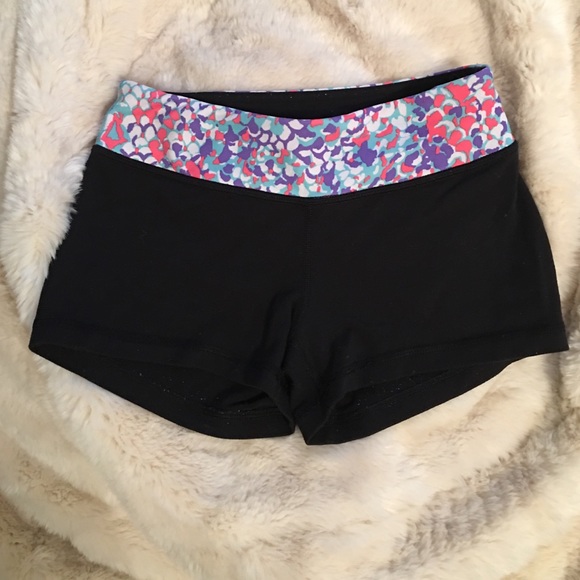 Ivivva Other - Ivivva dance reversible shorts size 10