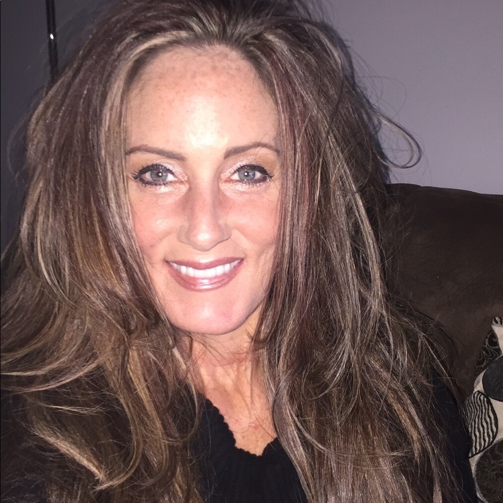 Meet your Posher, Alana