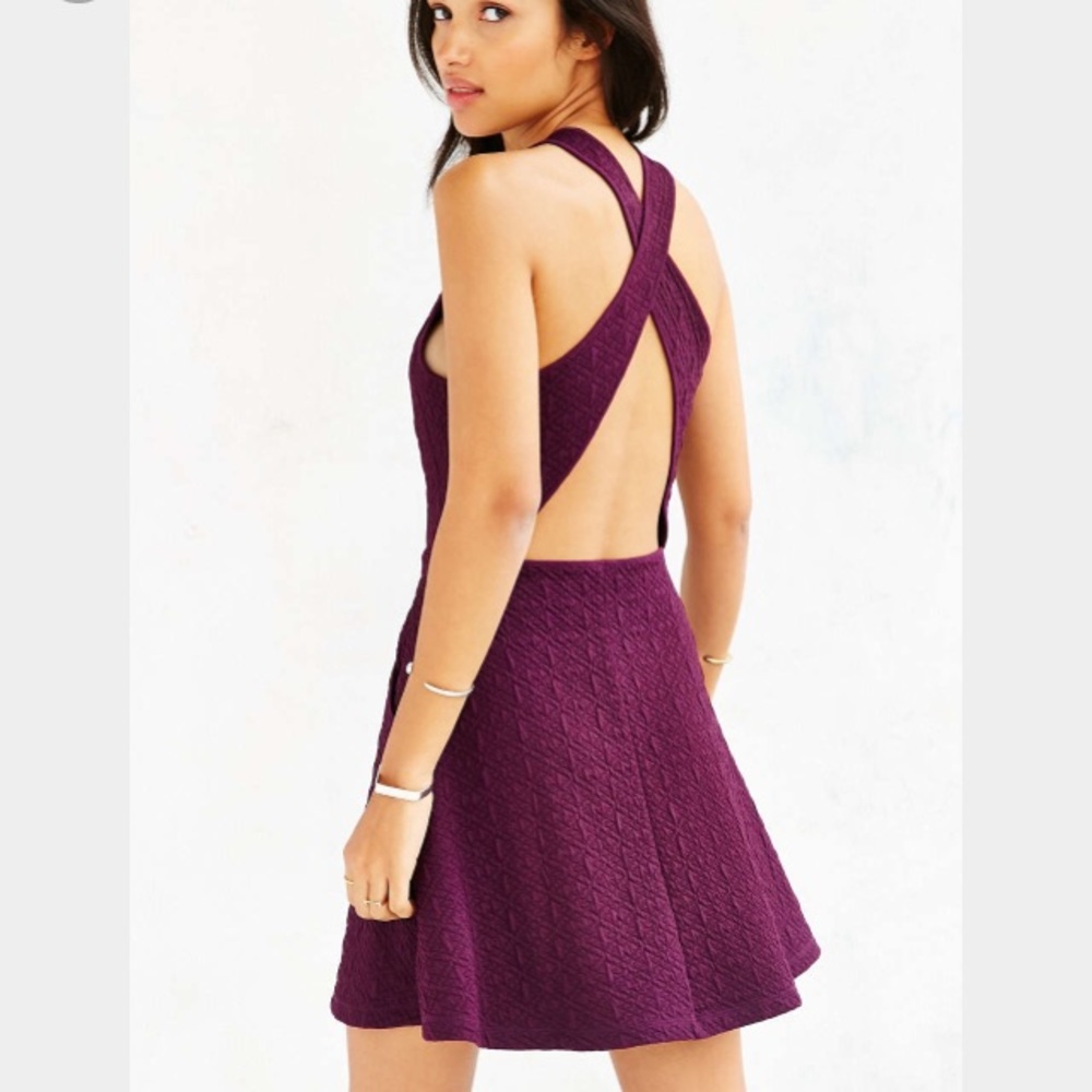 Adorable Urban Outfitters dress. NEVER WORN. Sz M.