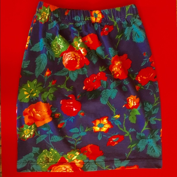 IZOD Cotton Floral Pattern Skirt Size Med