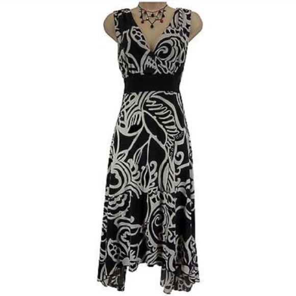 Dress Barn Dresses & Skirts - 14 Large XL BLACK/ WHITE SHARKBITE DRESS Summer