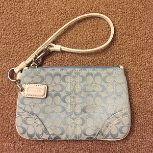 Coach wristlet *WILL BE DONATED BY 10/31*