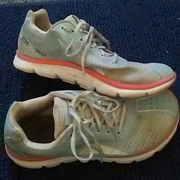 Altra the one 2.0 zero drop women's running size 9