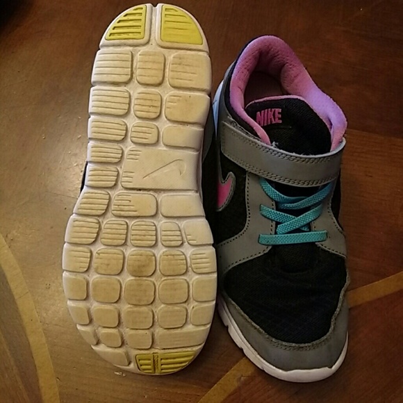 Nike shoes