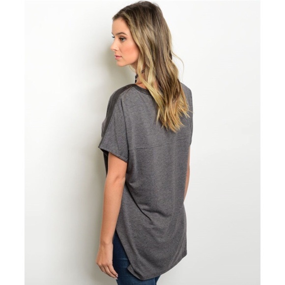❄️SALE❄️ Charcoal Top - Picture 2 of 2