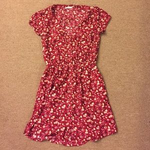 Red floral shirt dress *WILL BE DONATED BY 10/31*