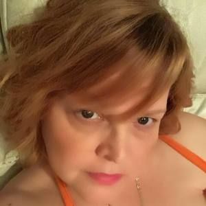 Meet your Posher, Evelyn