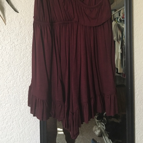 Ruffle romper 💕 - Picture 3 of 3