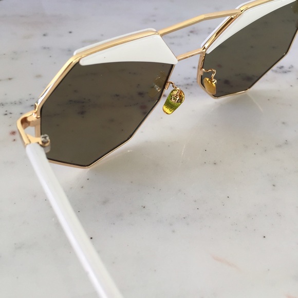 "Athena" Sunglasses || White & Blue Mirror - Picture 2 of 6