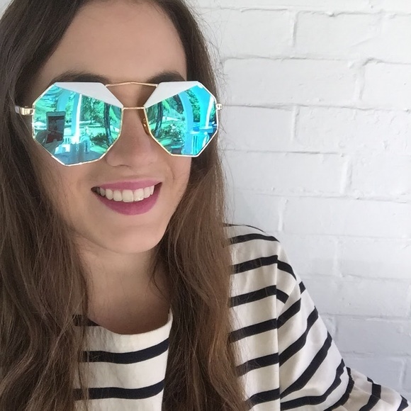 "Athena" Sunglasses || White & Blue Mirror - Picture 5 of 6