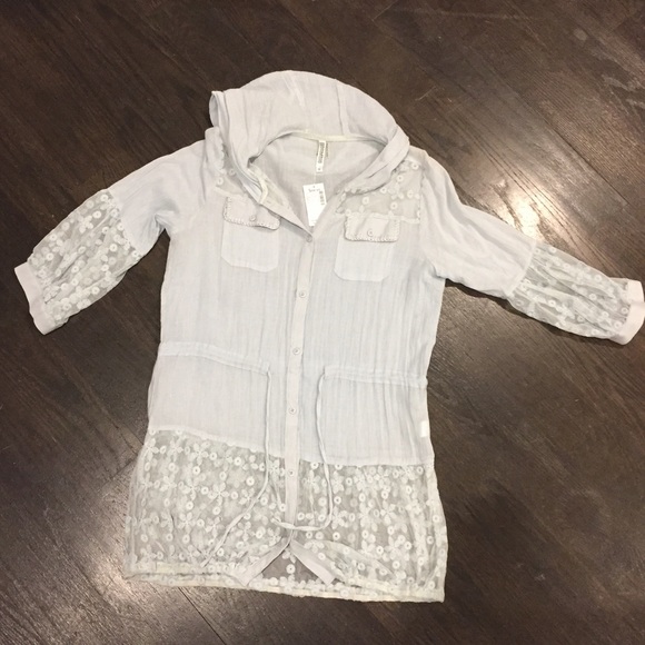 NEW WITH TAGS button up shirt with hood!