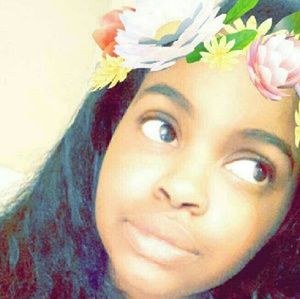 Meet your Posher, Malaika