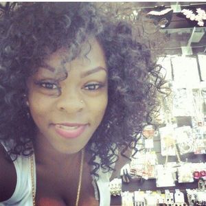 Meet your Posher, Sonya