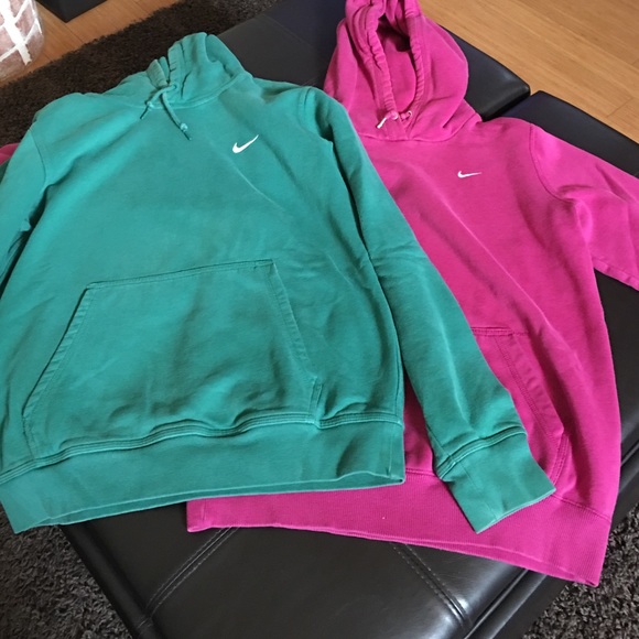 Nike hoodies (2)