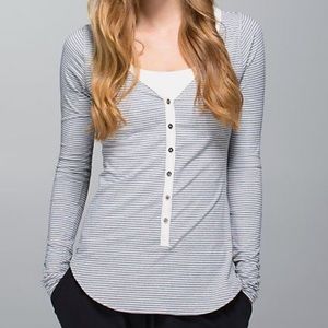 Lululemon Awesoma Striped Henley Size 4