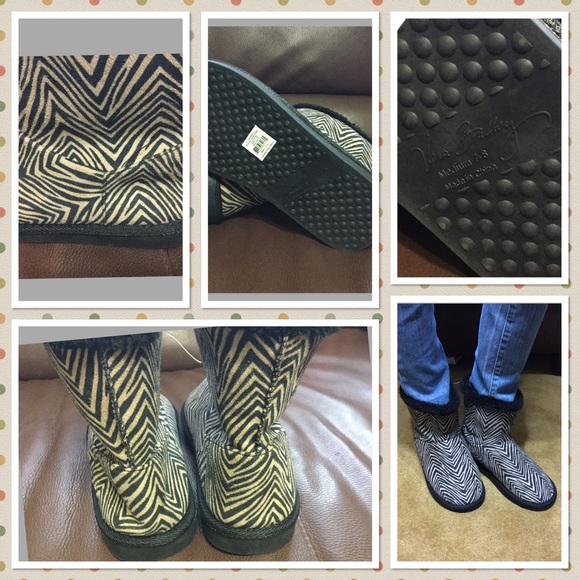 π₯Final Priceπ₯Vera Bradley Zebra Cozy Bootie - Picture 2 of 2