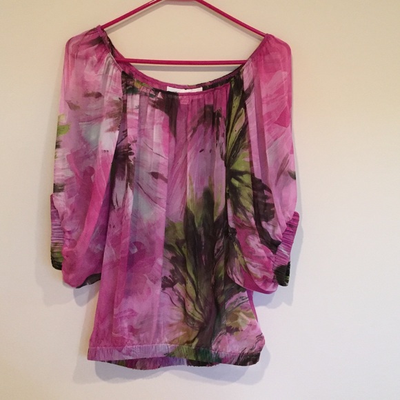 Off the shoulder blouse. Xs. Runs alittle big
