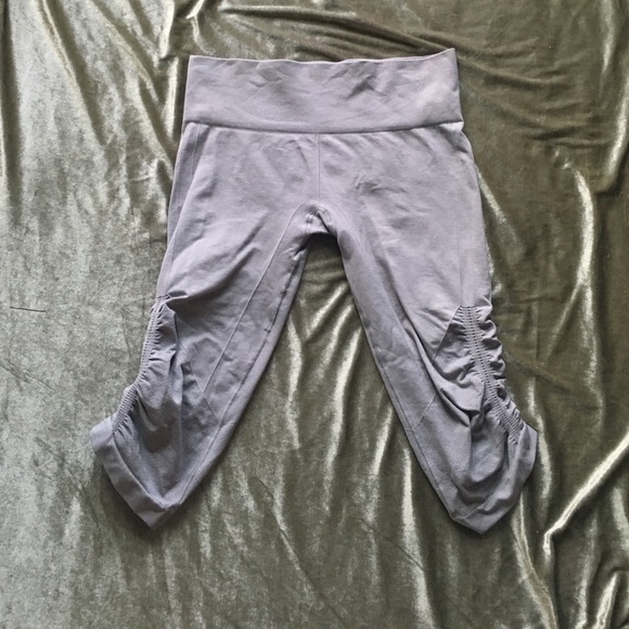 Gray Lulu Legging Capris