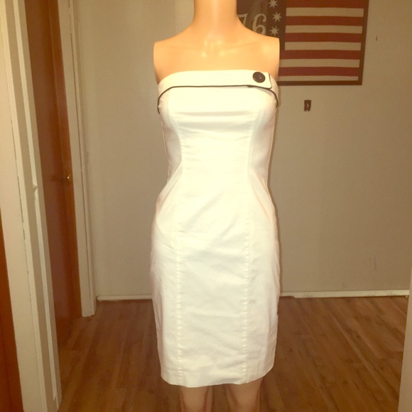 ☀️HOST PICK!! White Strapless Dress☀️
