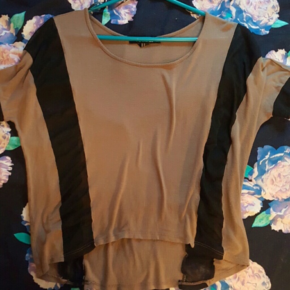 ✔FOREVER 21 crop top