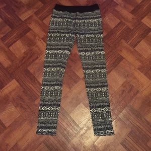 Aztec Pattern Leggings