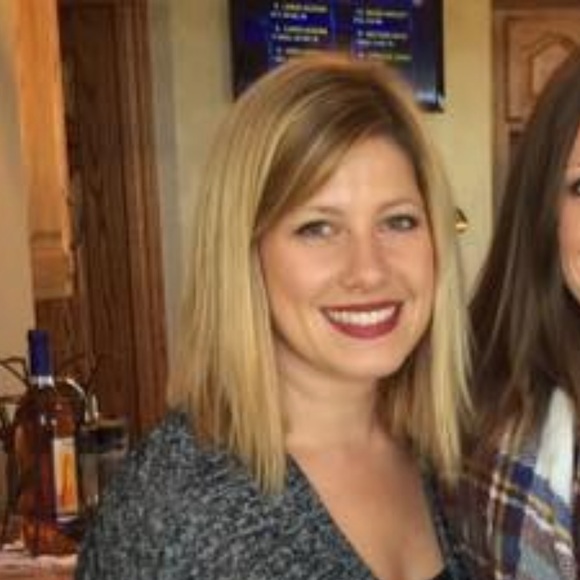 Meet your Posher, Christine