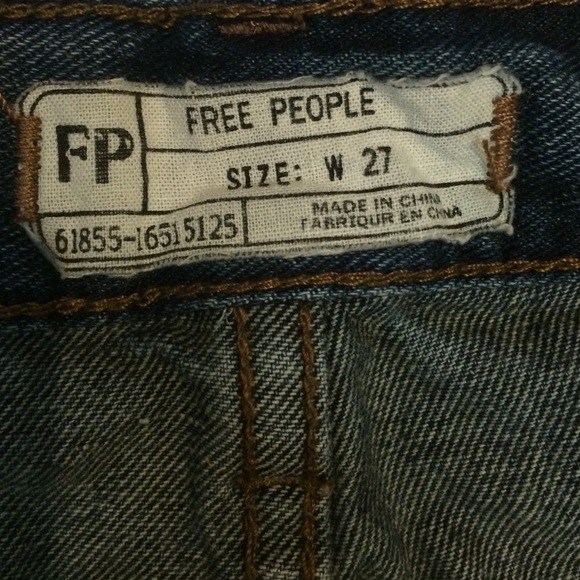 🚫SOLD🚫Free People cutoff denim jean shorts 27 - Picture 3 of 4