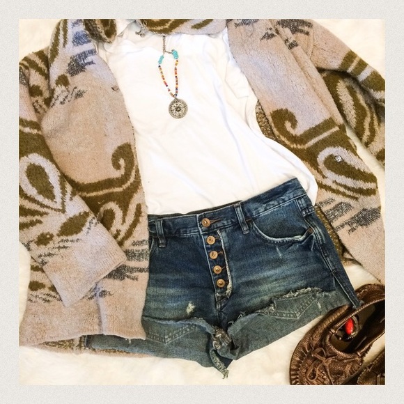 🚫SOLD🚫Free People cutoff denim jean shorts 27 - Picture 4 of 4