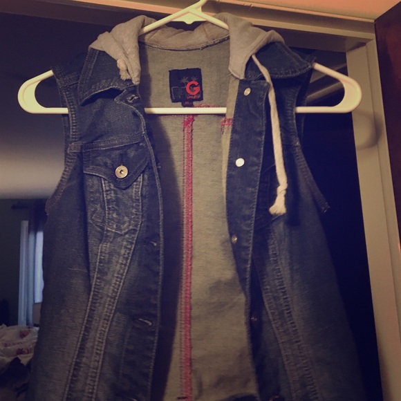 Denim sleeveless hoodie jacket